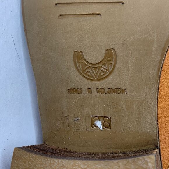 Stivali tan leather studded Chelsea ankle boots NWOB - Picture 9 of 11